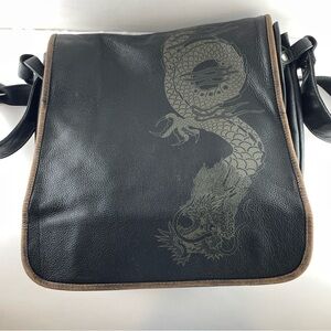 Wilson’s Leather M. Julian Black Leather Messenger Bag Dragon Graphic Crossbody